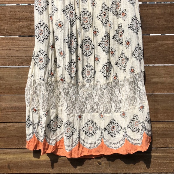 Patrons of Peace boho - Picture 3 of 5